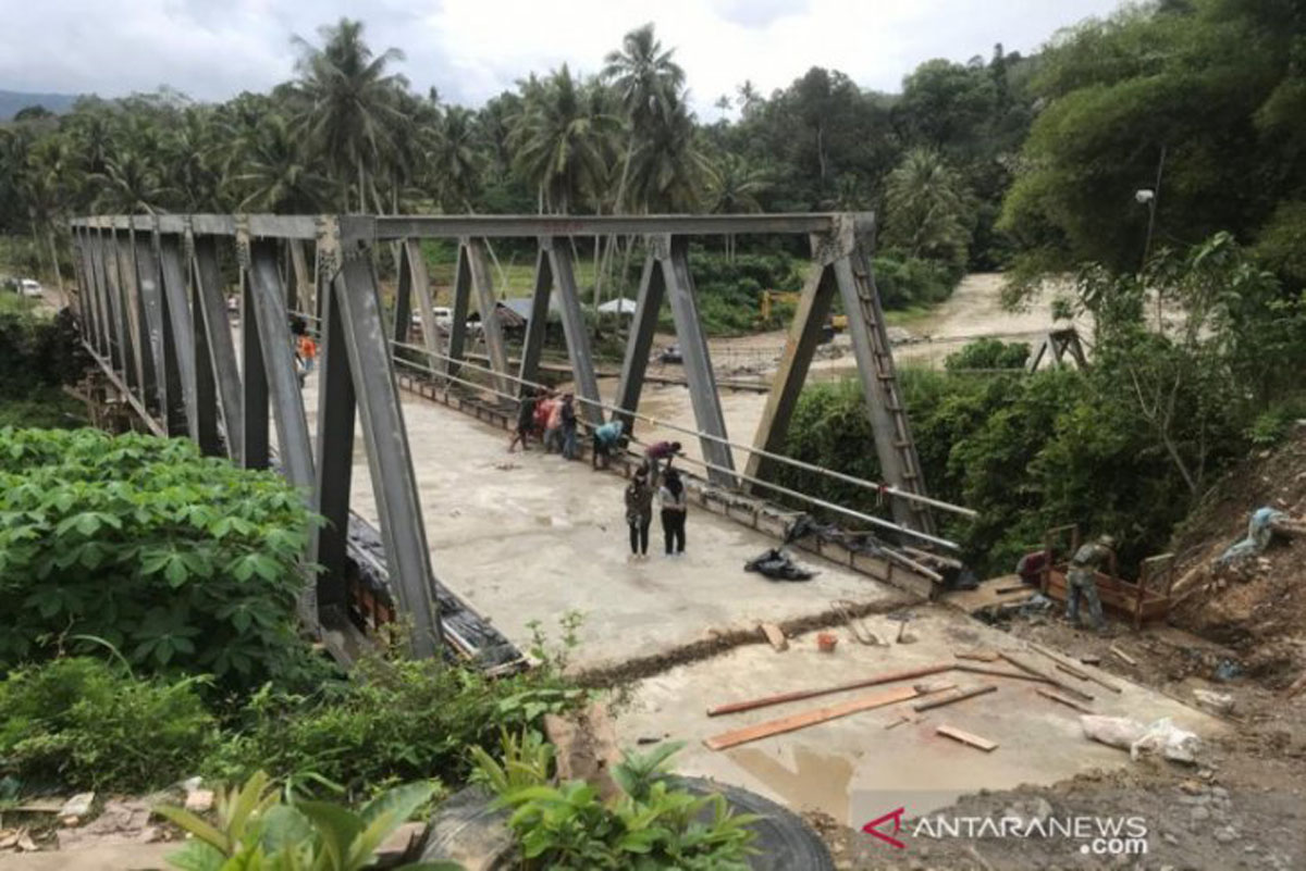 Selesai Dibangun Jembatan Rp 12 Miliar Di Aceh Retak Retak GenPI Co