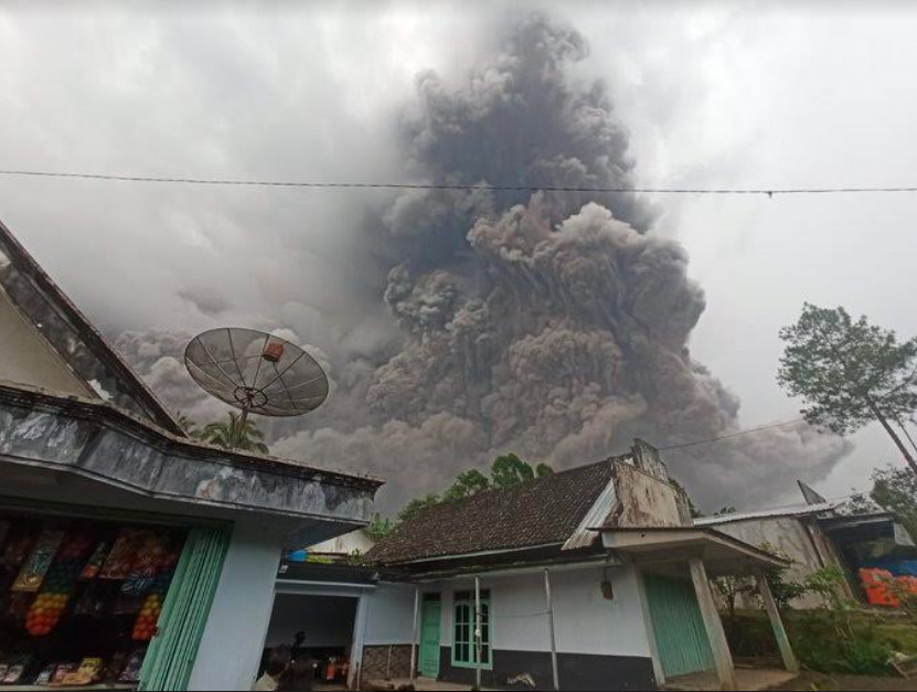 Ramalan Jayabaya Ternyata Pulau Jawa Sudah Terbelah Genpi Co