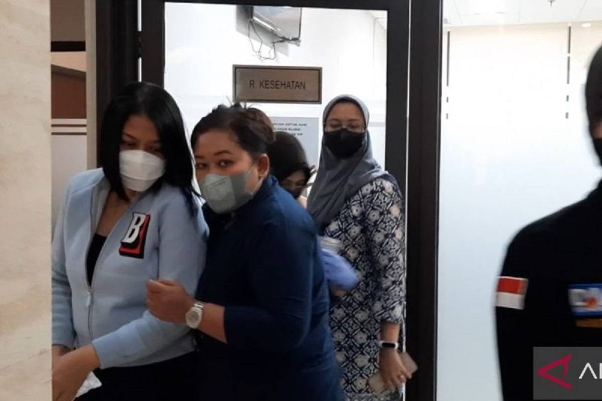 Lihat Nih Penampakan Putri Candrawathi Di Bareskrim Polri Genpi Co