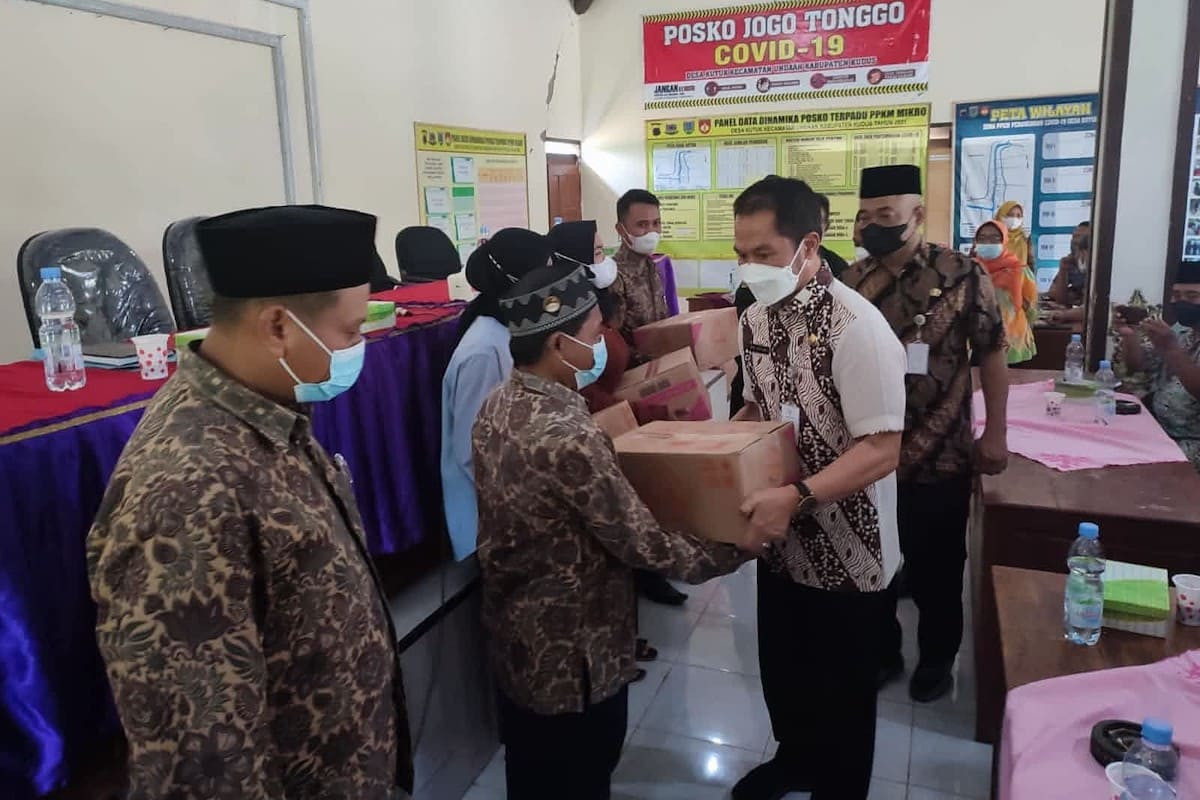 Kudus Pilih Distribusikan Minyak Goreng Ke Desa Ini Alasannya Genpi