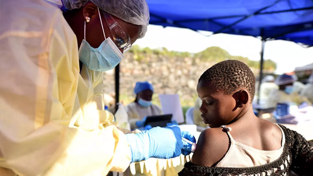 Tanggap Darurat, Guinea Mulai Vaksinasi Ebola pada Warga - GenPI.co