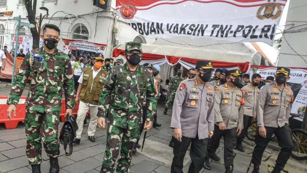 Dikotomi TNI dan Polri dengan Sipil Masih Terjadi di Indonesia - GenPI.co