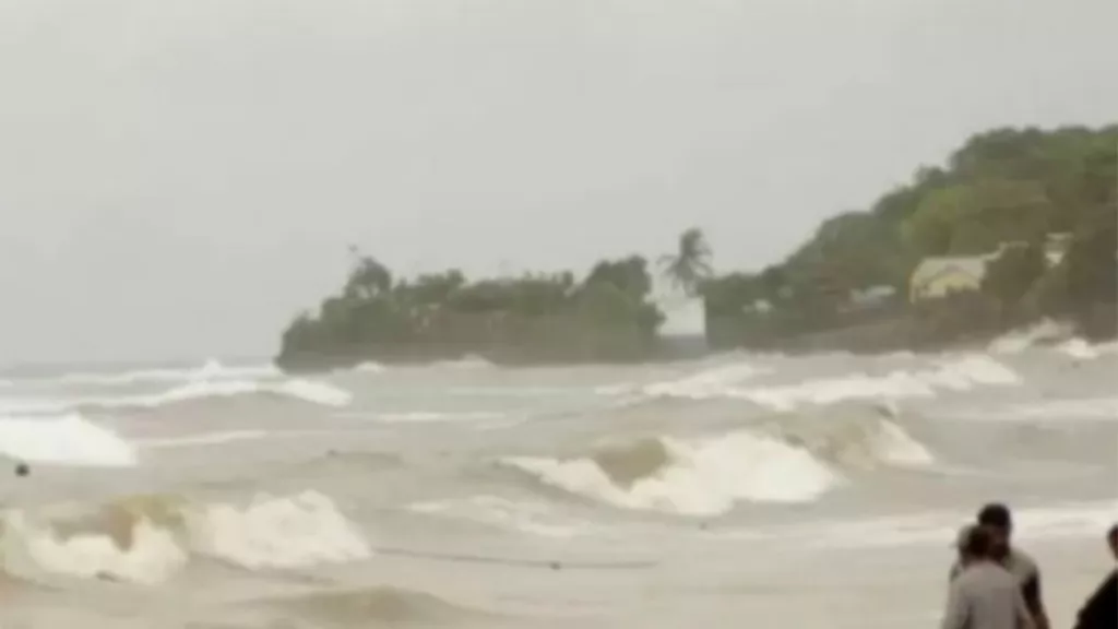 BMKG Bunyikan Alarm Bahaya soal Potensi Tsunami, Ini Daerahnya - GenPI.co
