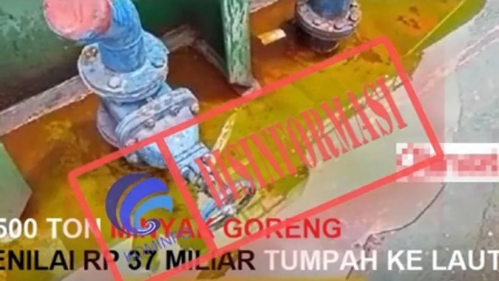 Video Viral 2.500 Ton Minyak Goreng Tumpah di Laut, Cek Yuk - GenPI.co