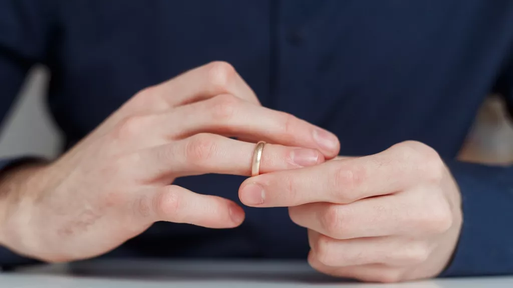 Tak Disangka, inilah 5 Hal yang Mengakibatkan Perceraian - GenPI.co
