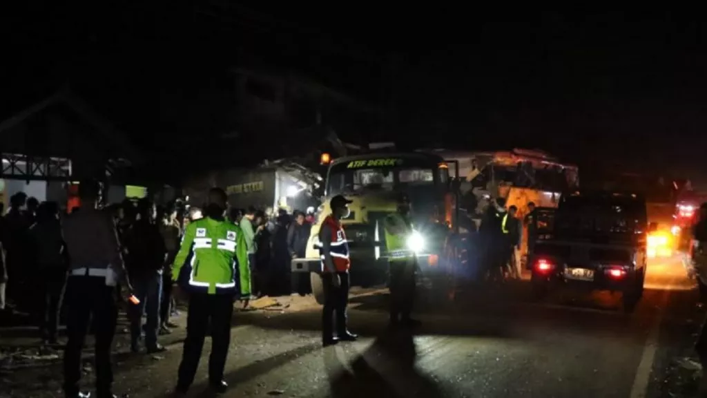 Korban Tewas Kecelakaan Bus Maut di Ciamis Jadi 4 Orang - GenPI.co