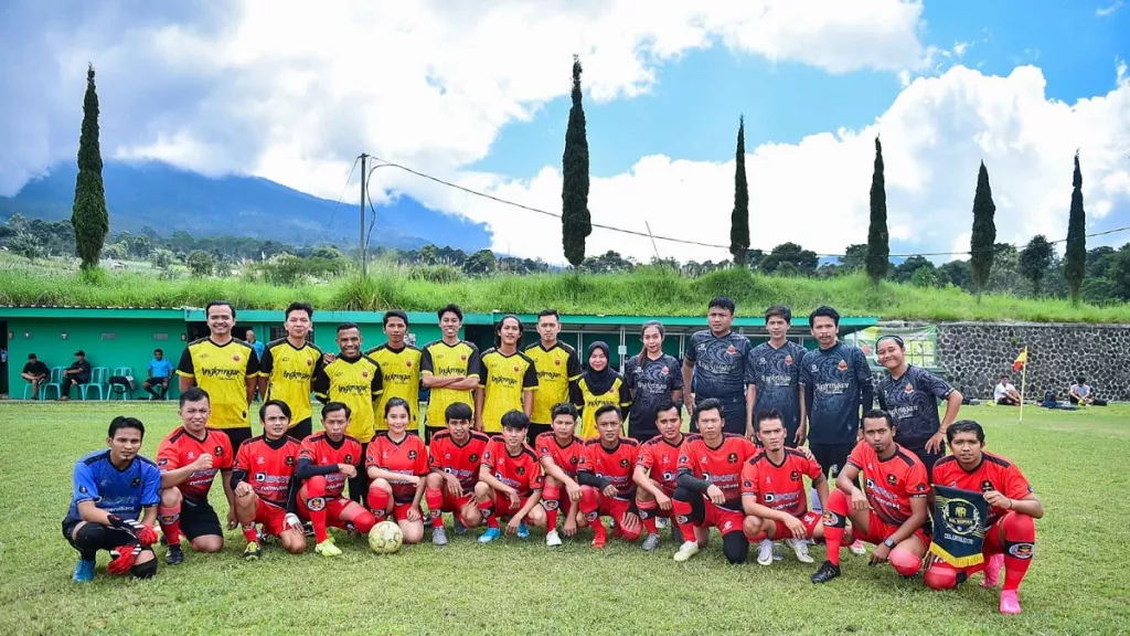 Nol Rupiah FC, Komunitas Berawal dari Ojek Online - GenPI.co