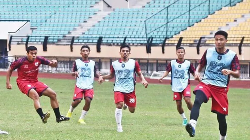 Liga 2, Manajemen PSPS Riau FC Beri Aturan Ketat ke Pemain - GenPI.co RIAU