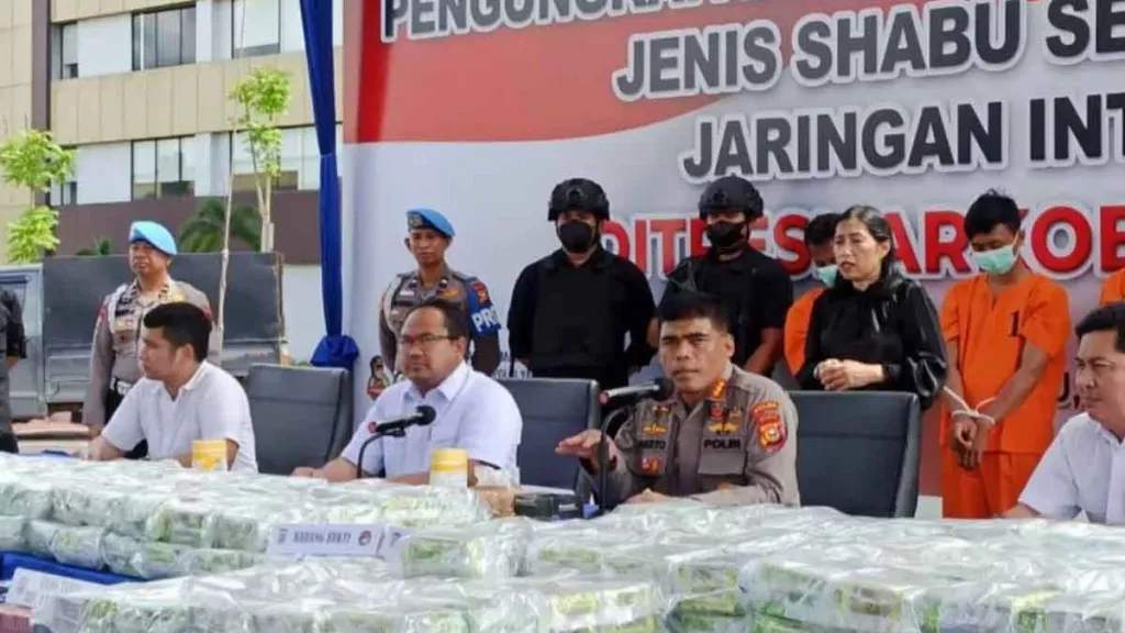 Polda Riau Gagalkan Peredaran 276 Kg Sabu dari Malaysia - GenPI.co RIAU