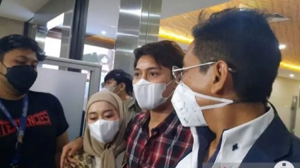 Saiful Jamil Beber Kondisi Terbaru Lesti Kejora - GenPI.co SUMUT
