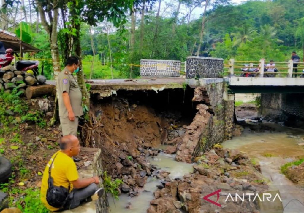 Pemkab Cianjur Bakal Perbaiki Beberapa Jembatan, Anggarannya Wow - GenPI.co JABAR