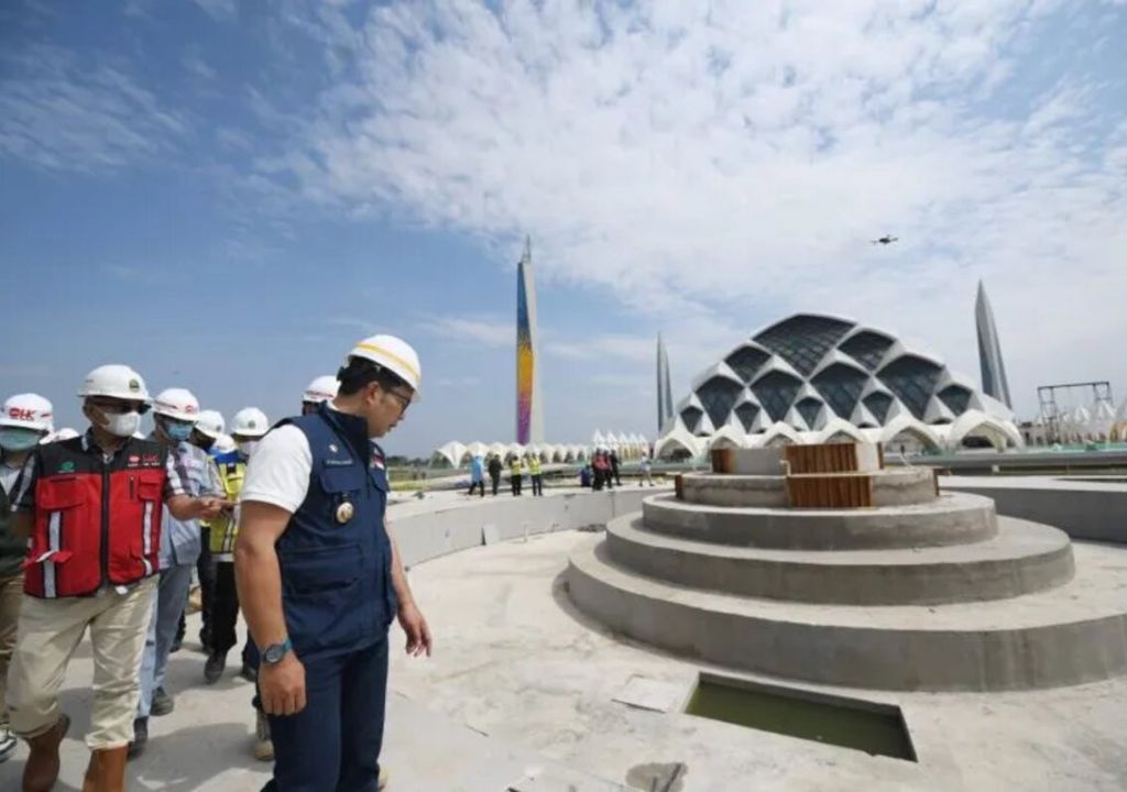 Ridwan Kamil Sebut Masjid Al Jabbar akan Selesai Akhir 2022 - GenPI.co JABAR