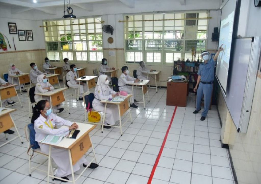 PDIP Surabaya Jengah, Siap Kawal Sekolah Tatap Muka - GenPI.co JATIM
