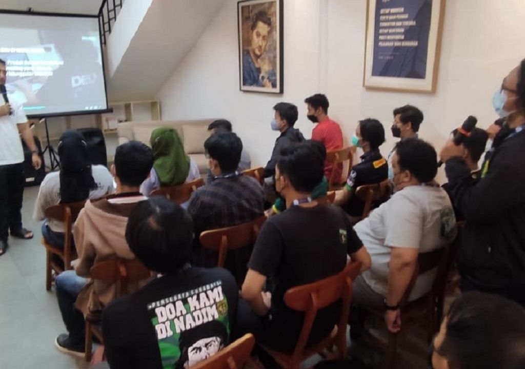 Crazy Rich Surabaya Bagikan Trik Berbisnis Cuma-Cuma ke Suporter - GenPI.co JATIM