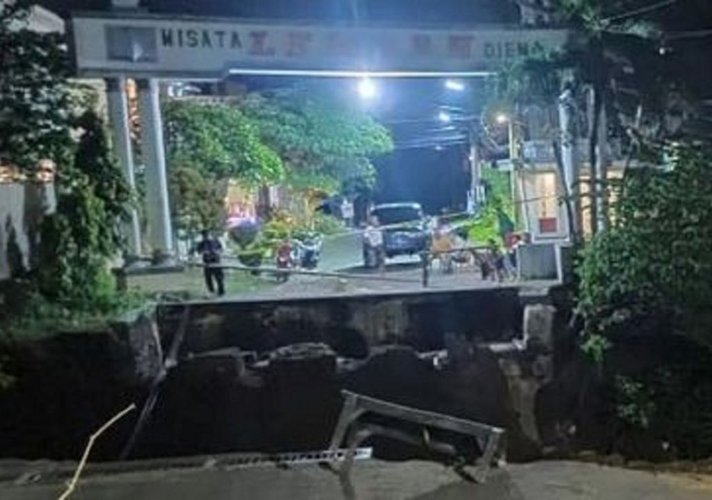 Jembatan Lembah Dieng Malang Terputus Total - GenPI.co JATIM
