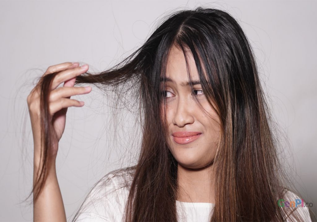 3 Bahan Alami Menghitamkan Rambut, Tak Perlu ke Salon - GenPI.co JATIM