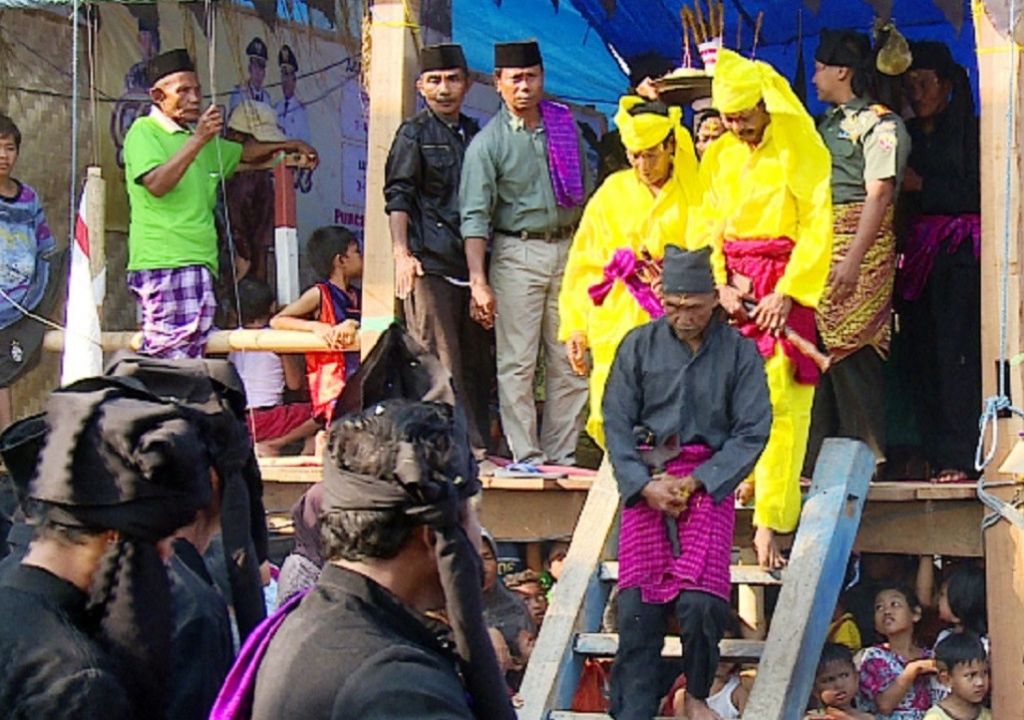 Nyalamaq Dilauq Simbol Rasa Syukur Atas Karunia Tuhan - GenPI.co NTB