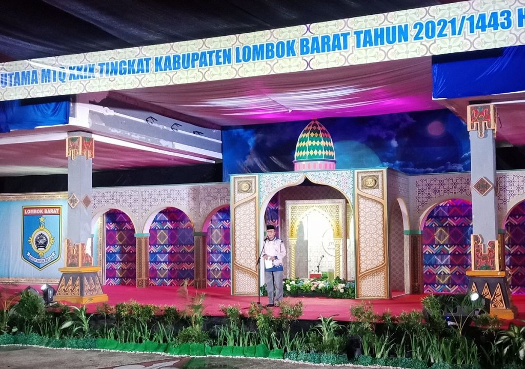 uploads/ntb/arsip/normal/2021/11/27/bupati-lombok-barat-fauzan-khalid-foto-humas-pemkab-loba-ytcs.jpg - GenPI.co NTB
