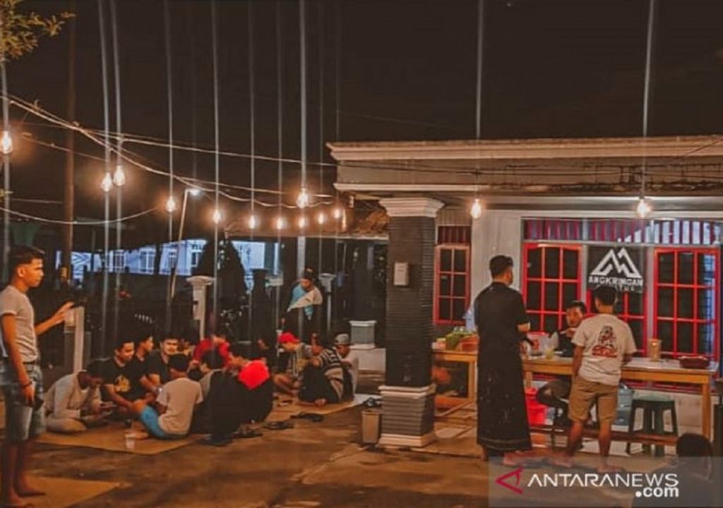 Asyiik, Angkringan Kian Menjamur di Lombok Tengah - GenPI.co NTB