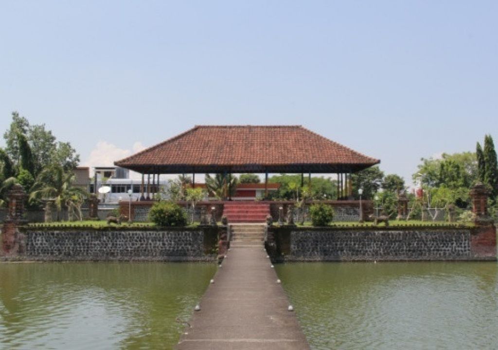 Sekilas Sejarah Taman Mayura Cakranegara Mataram - GenPI.co NTB