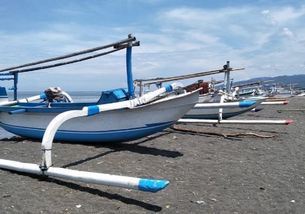 Ya Tuhan, Belasan Perahu Nelayan di Mataram Rusak - GenPI.co NTB