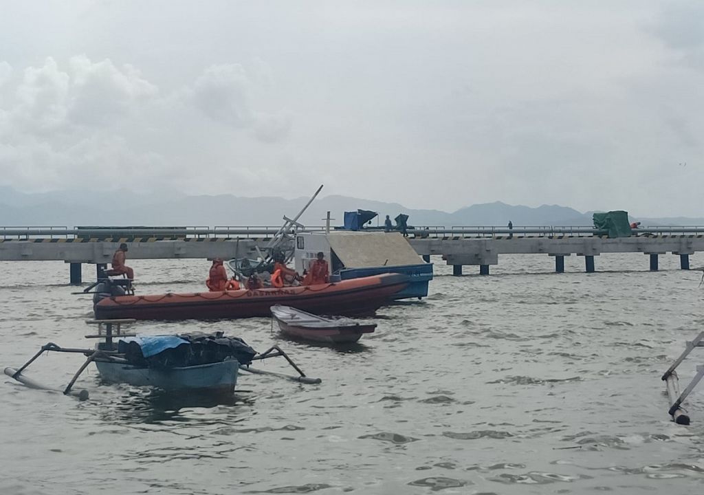 Mansyur Selamatkan Diri Pakai Jerigen dan Sampan Kecil - GenPI.co NTB