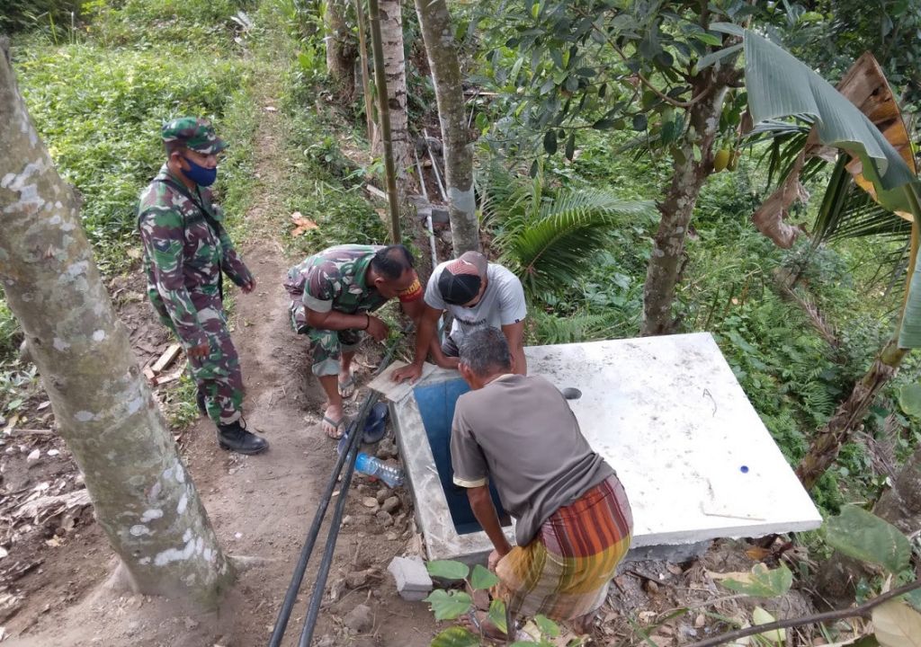 TNI Bangun Lima Pompa Hydram di Lombok Timur - GenPI.co NTB