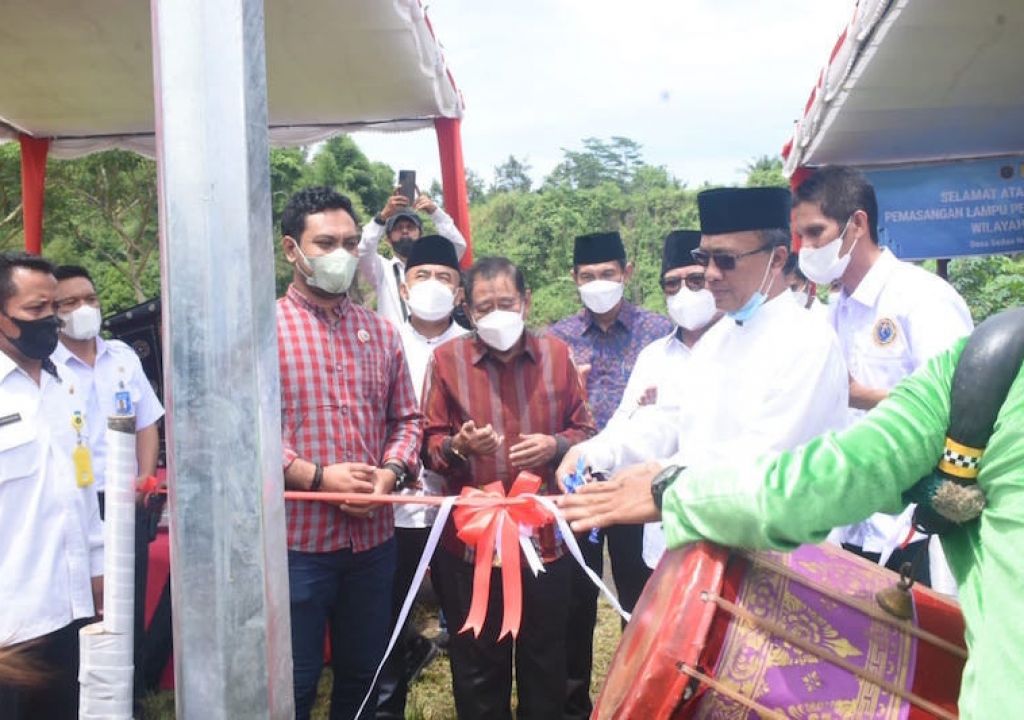 Lotara Terima Hibah Seribu PJU - GenPI.co NTB