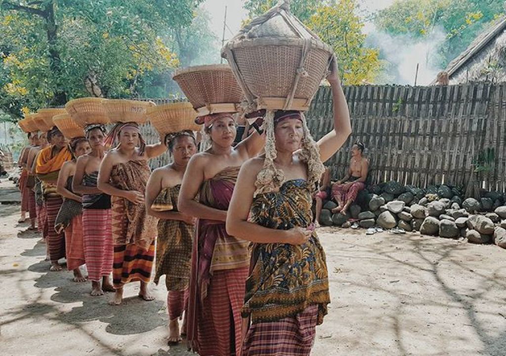 Tradisi Bisok Menik Masyarakat Bayan - GenPI.co NTB