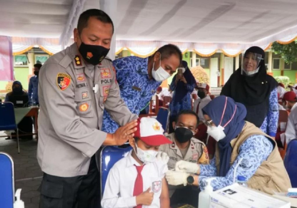 Lombok Timur Gencar Vaksinasi Anak 6-11 Tahun - GenPI.co NTB