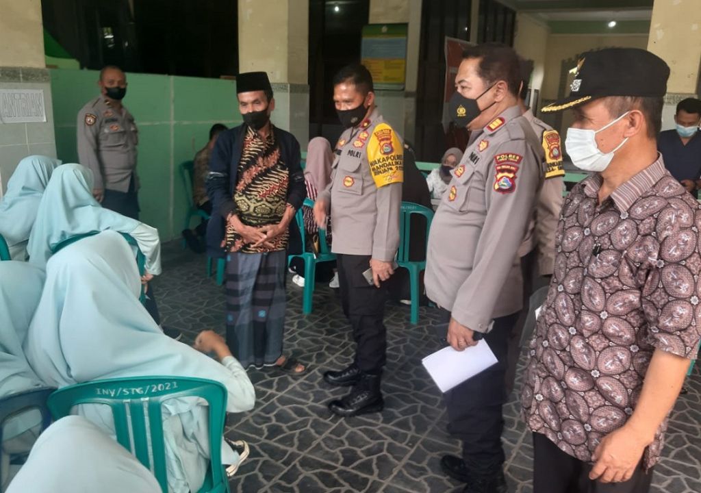 Ini Sasaran Vaksinasi di Ponpes Qamarul Huda Lombok Tengah - GenPI.co NTB