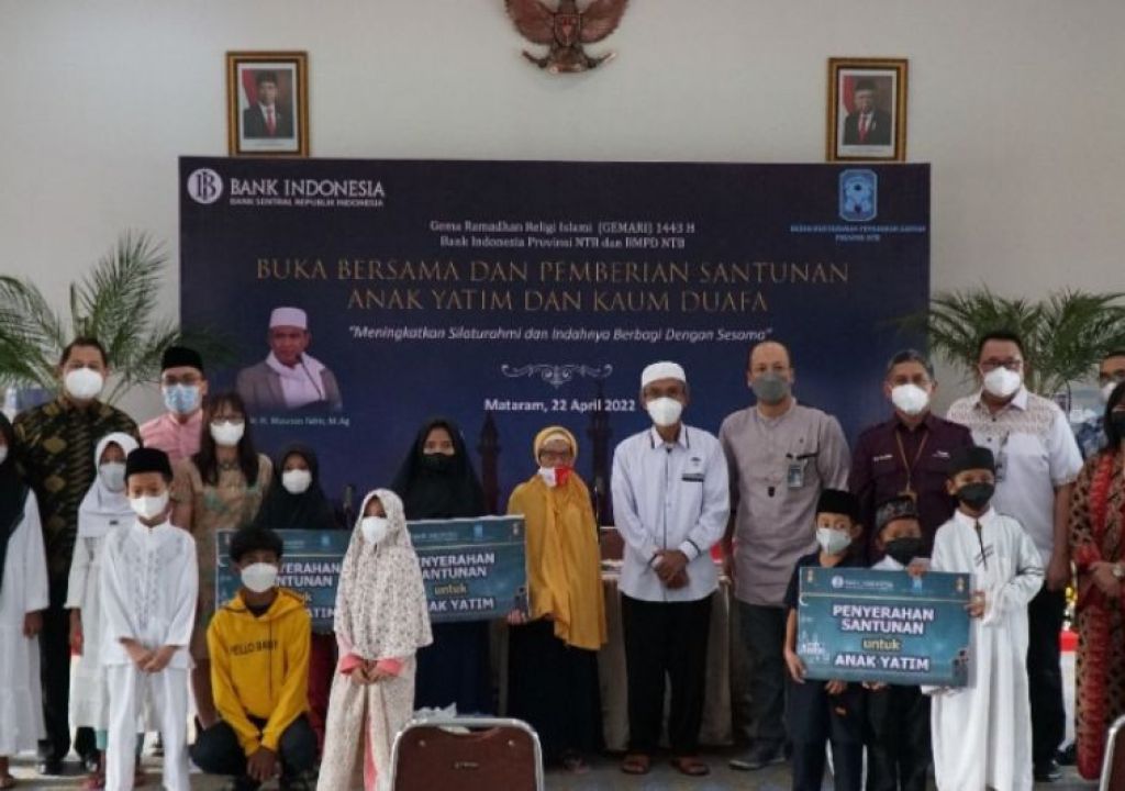 Alhamdulillah, Berkah Ramadan BMPD Bagikan 1.000 Bungkus Sembako - GenPI.co NTB