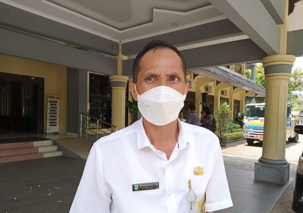 Cegah Sampah ke Laut, Dinas PUPR Mataram Pasang Jaring di Sungai - GenPI.co NTB