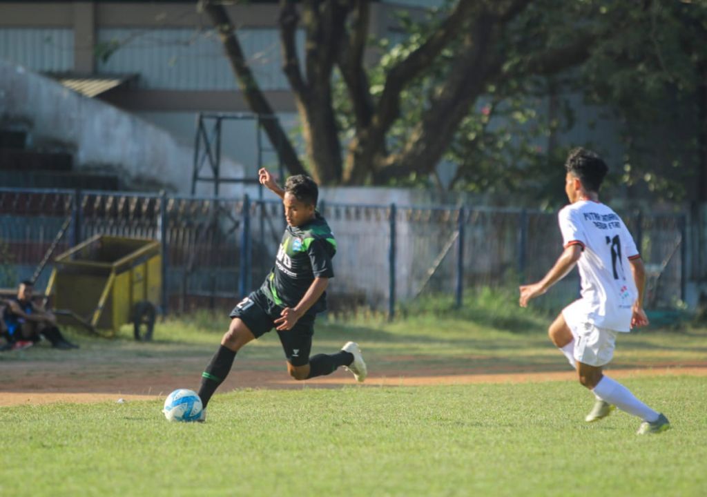 TC di Jatim, Perselobar Tampil Positif di Laga Persahabatan - GenPI.co NTB