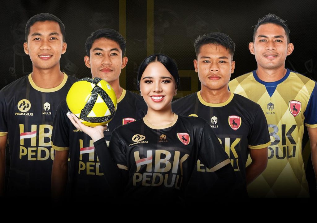 Bentuk Cinta, Lombok FC Sumbangkan Dana Pembinaan untuk Suporter - GenPI.co NTB