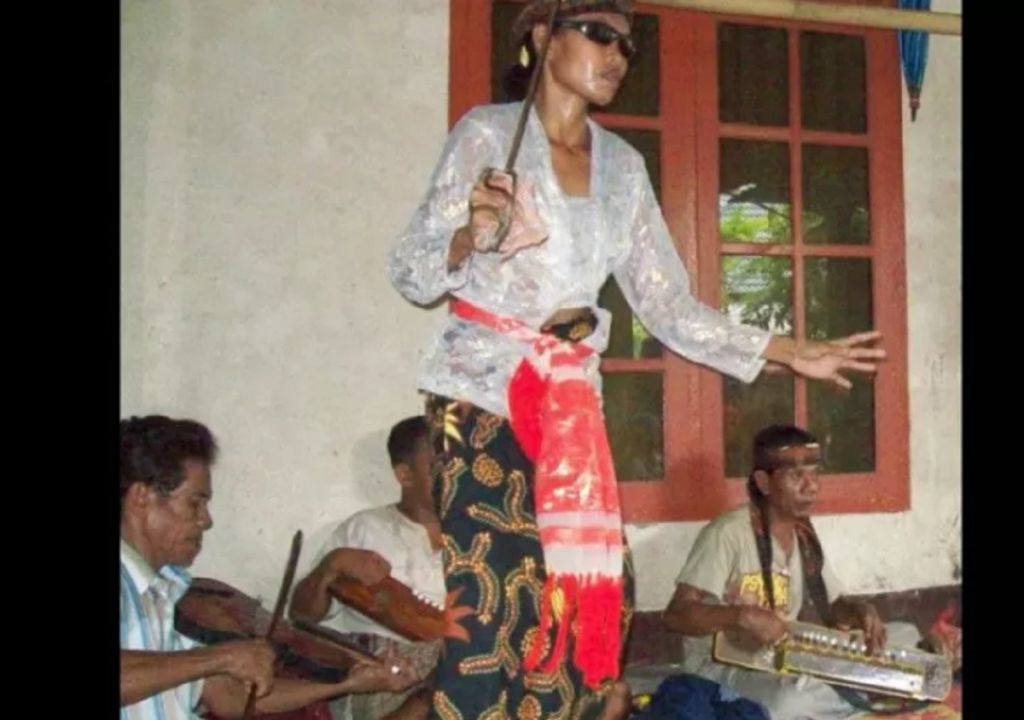 Ritual Kebangruan Jadi Kajian Ilmiah Dosen UIN Mataram - GenPI.co NTB