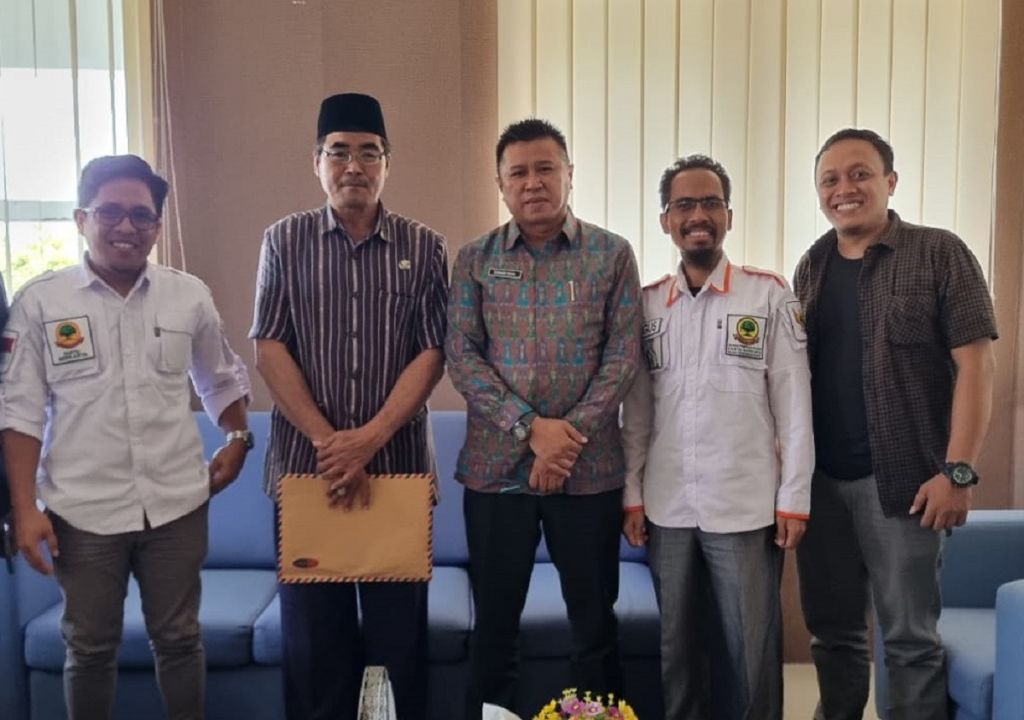 PAW DPRD Loteng Belum Dilakukan, DPW Berkarya Geram - GenPI.co NTB