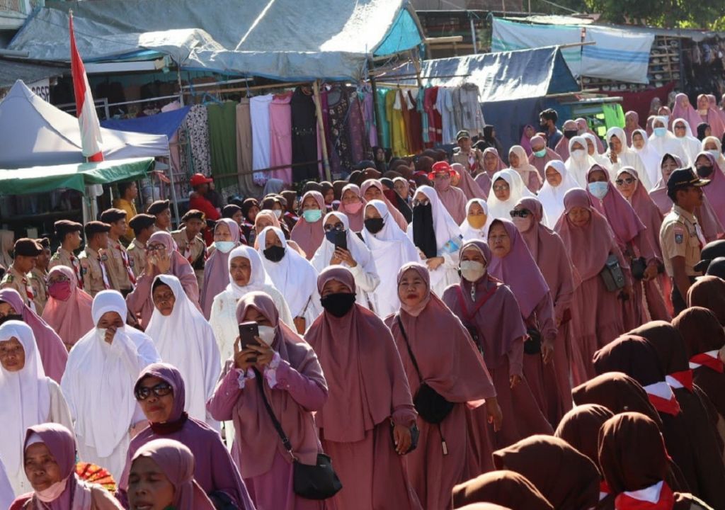 17 Ribu Peserta Ikuti Pawai Hultah ke 87 NWDI di Lombok Timur - GenPI.co NTB