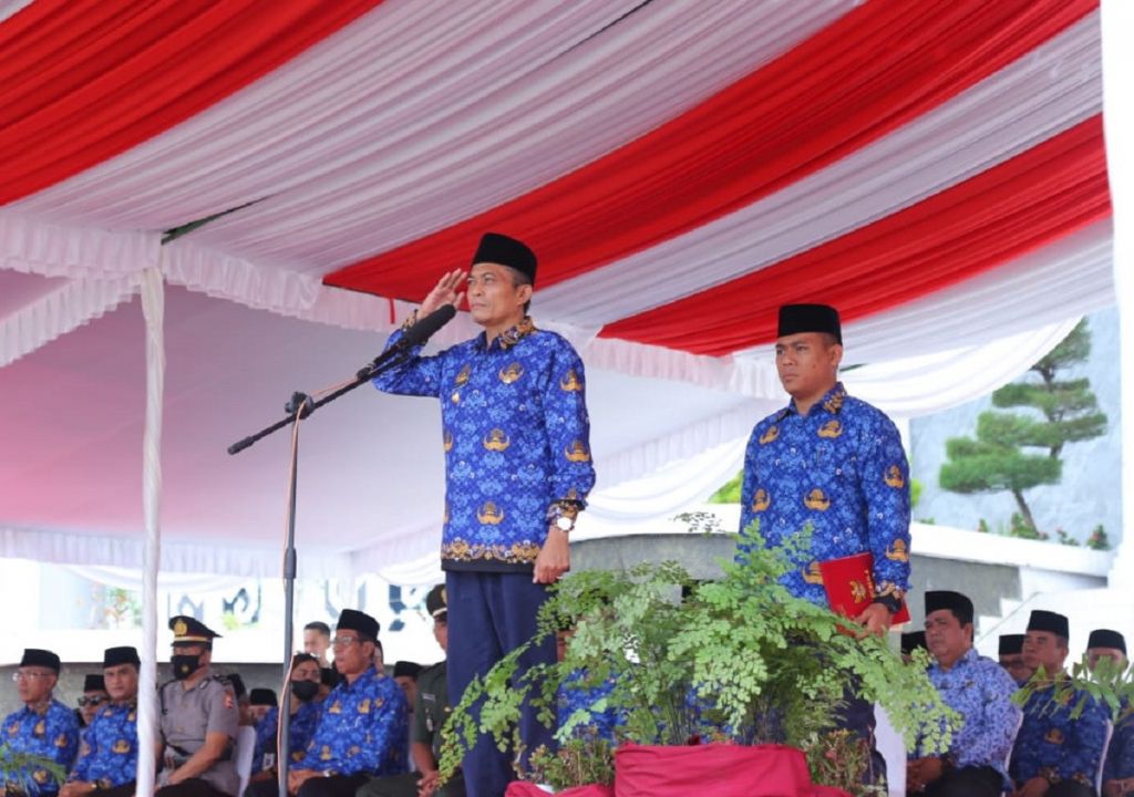 Bupati Lombok Tengah Tak Ingin Pelayanan Berbelit - GenPI.co NTB