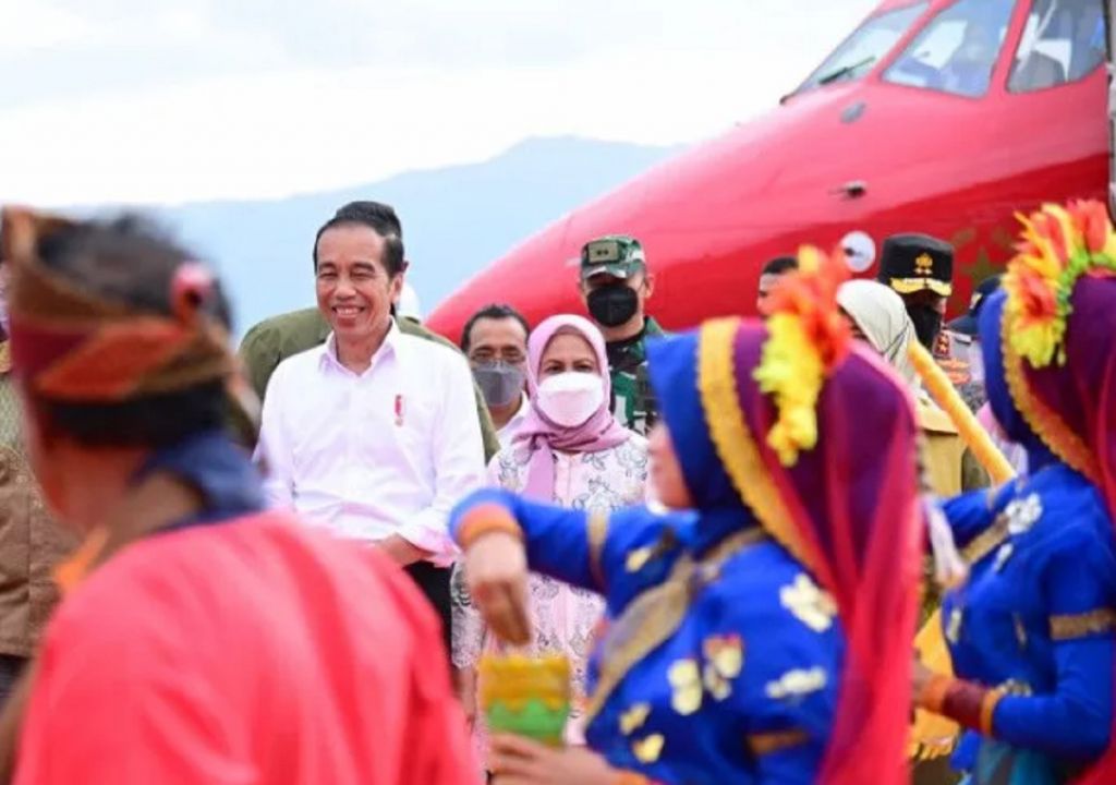 Presiden Jokowi di Pulau Sumbawa, Ini Agendanya - GenPI.co NTB