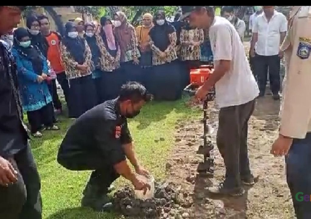 Atasi Sampah, Kelurahan Leneng Loteng Buat Seribu Lubang Biopori - GenPI.co NTB