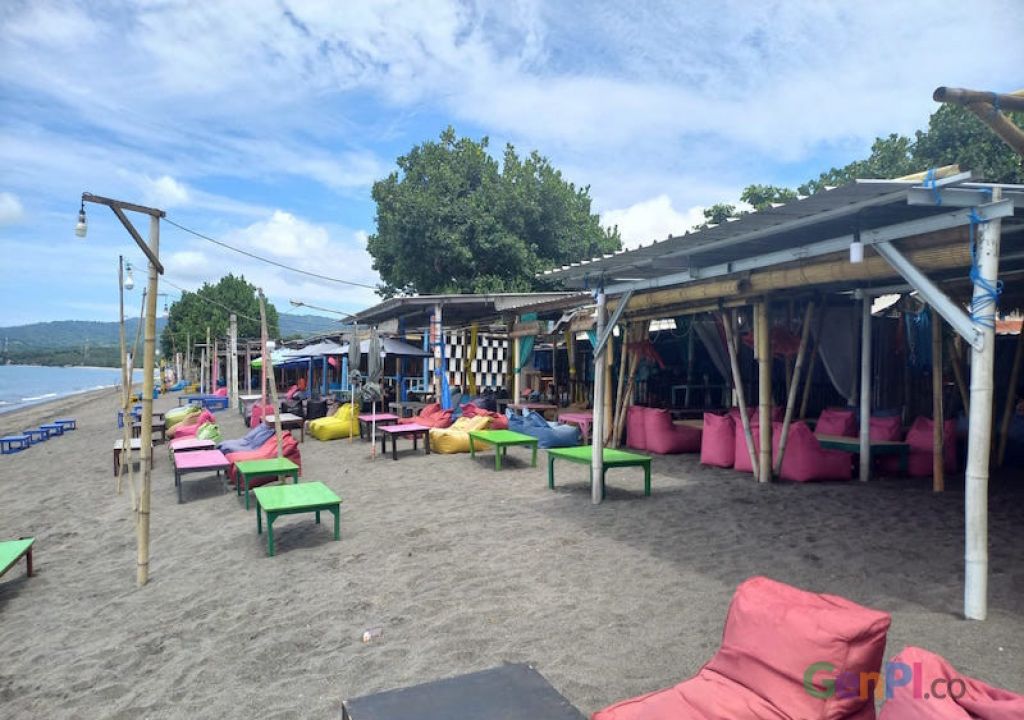 Ingin Pantai dan Kuliner, Datang ke Tanjung Bias - GenPI.co NTB