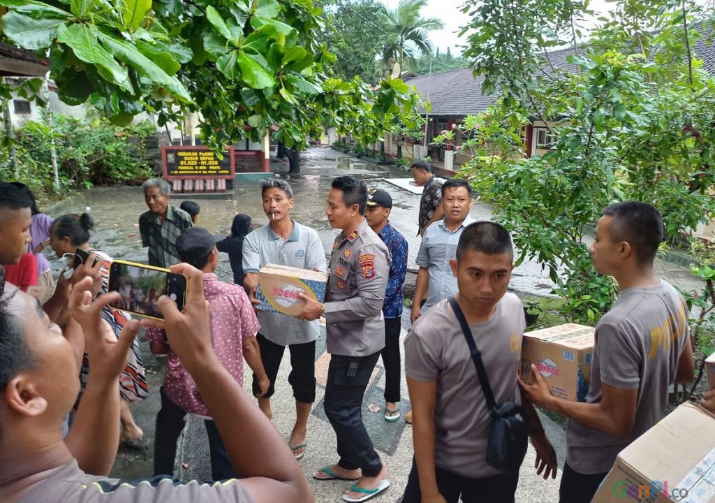Banjir di Praya Lombok Tengah, 35 KK Mengungsi - GenPI.co NTB