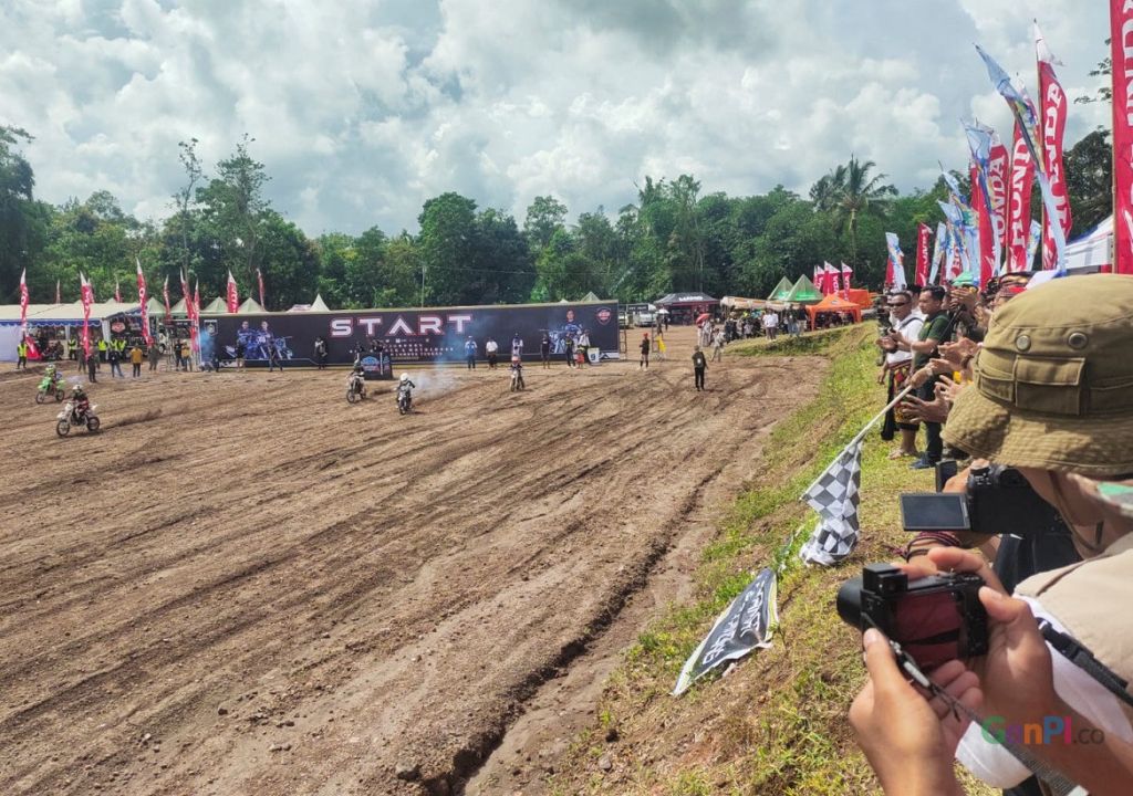 Motocross Lantan, Wahana Wisata Baru Lombok Tengah - GenPI.co NTB
