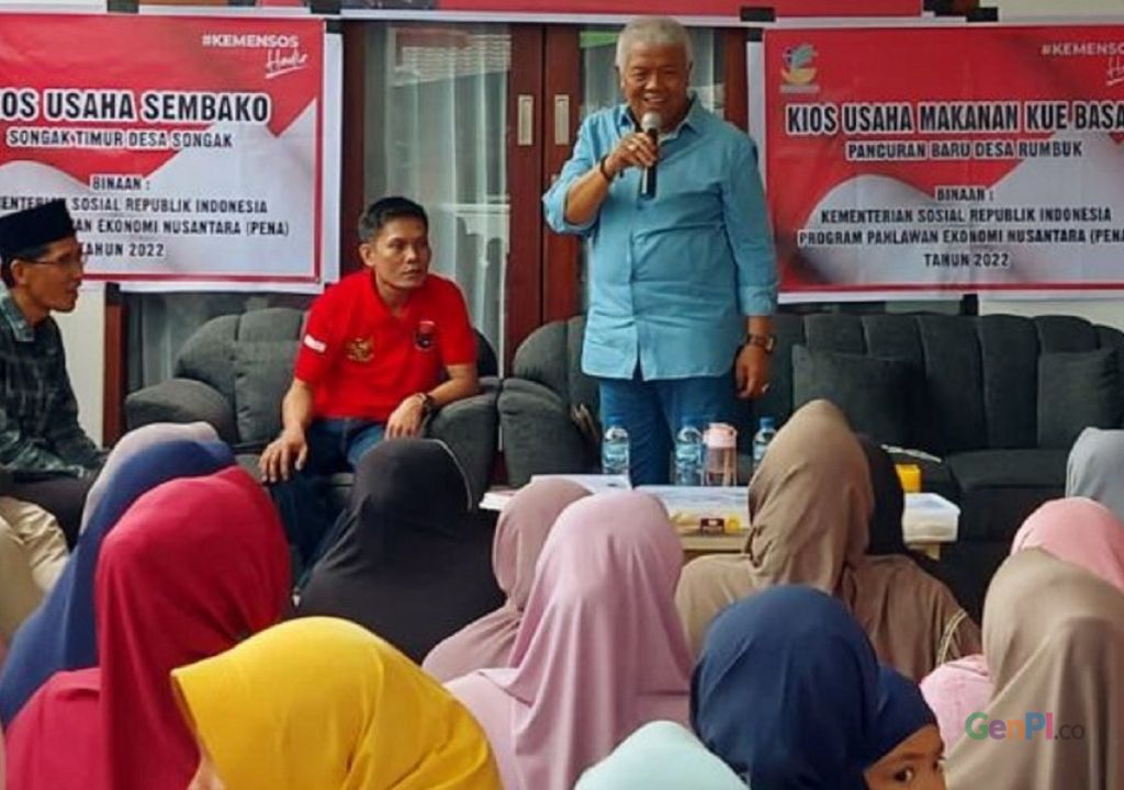Rachmat Beri Modal Usaha dan Beasiswa di Lombok Timur - GenPI.co NTB