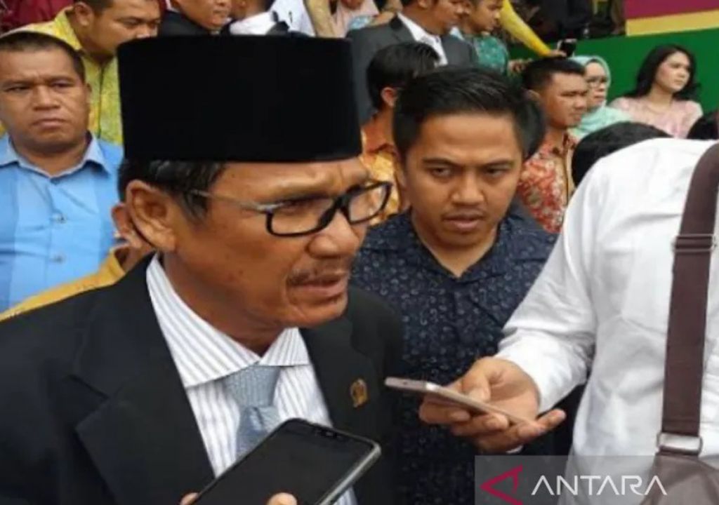 Tuntutan Mahasiswa Mental, Anggota DPRD Riau Aman - GenPI.co RIAU