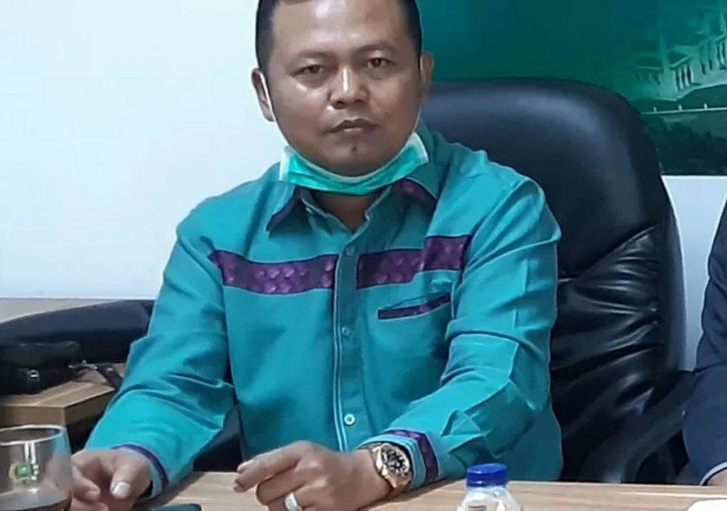 Anggota DPRD Riau Yakin Ada Mafia Minyak Goreng Lain, Sikat - GenPI.co RIAU