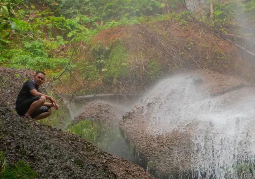 Menikmati Keunikan Air Terjun Batu Tilam Kampar - GenPI.co RIAU