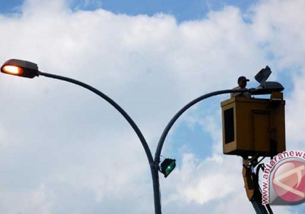 100 Lampu Jalan di Kuansing Diganti, Ini Penyebabnya - GenPI.co RIAU