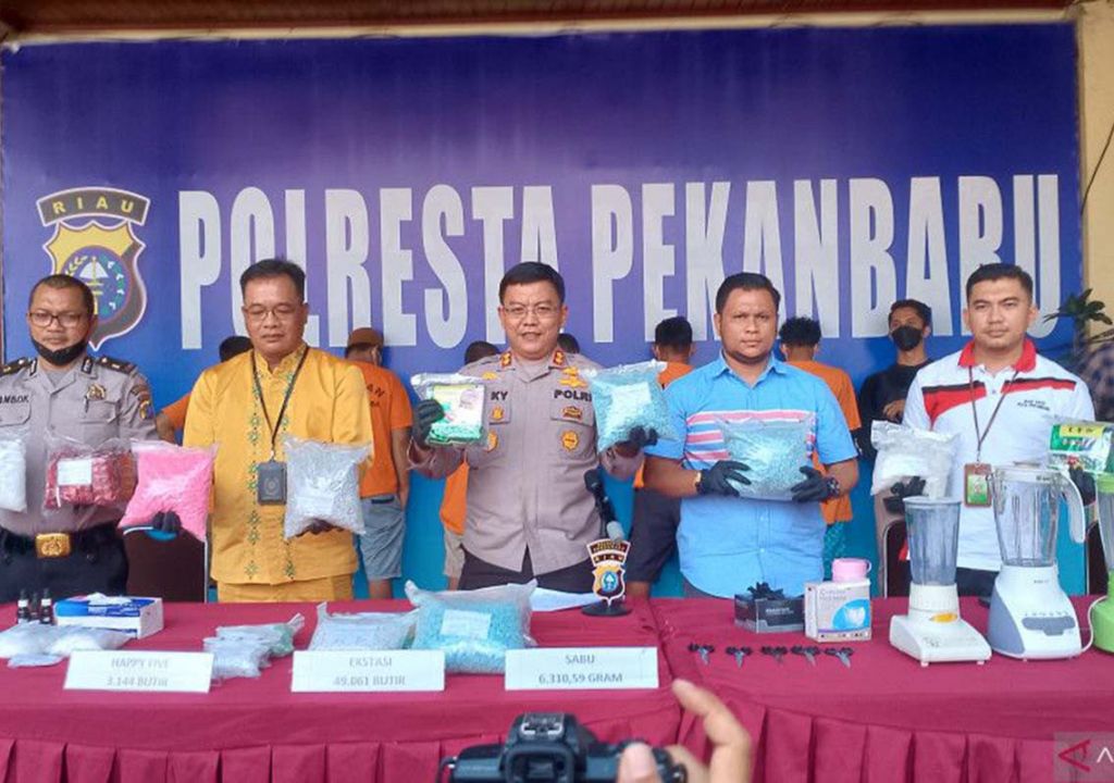 6 Orang Ditangkap Polresta Pekanbaru dalam Kasus Narkoba - GenPI.co RIAU